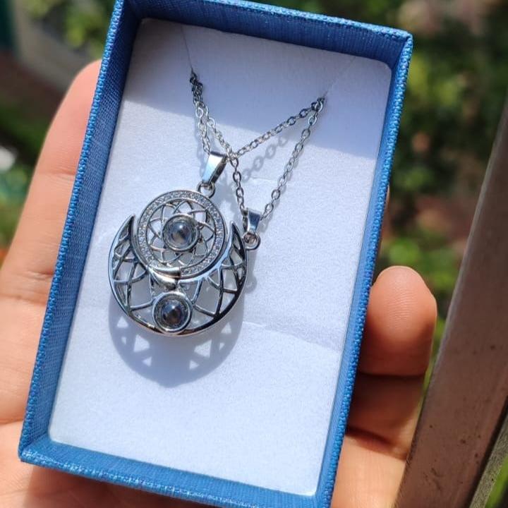 Collares Conexión Magnética Sol y Luna - TE AMO 100 Idiomas (AMBAS CADENAS)