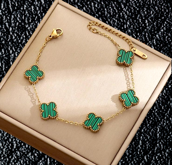 Pulsera De Trébol CON Cajita de Regalo🎁